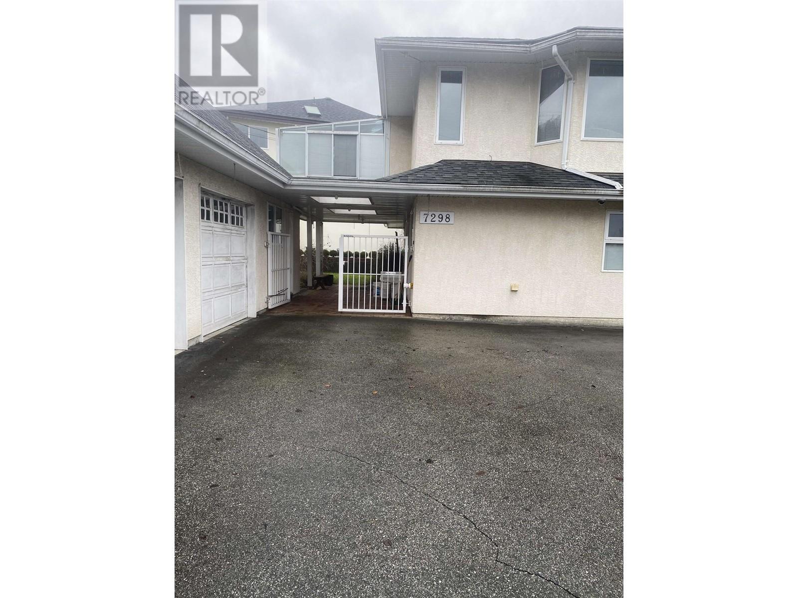 Listing Picture 3 of 25 : 7298 BARNET ROAD, Burnaby / 本拿比 - 魯藝地產 Yvonne Lu Group - MLS Medallion Club Member