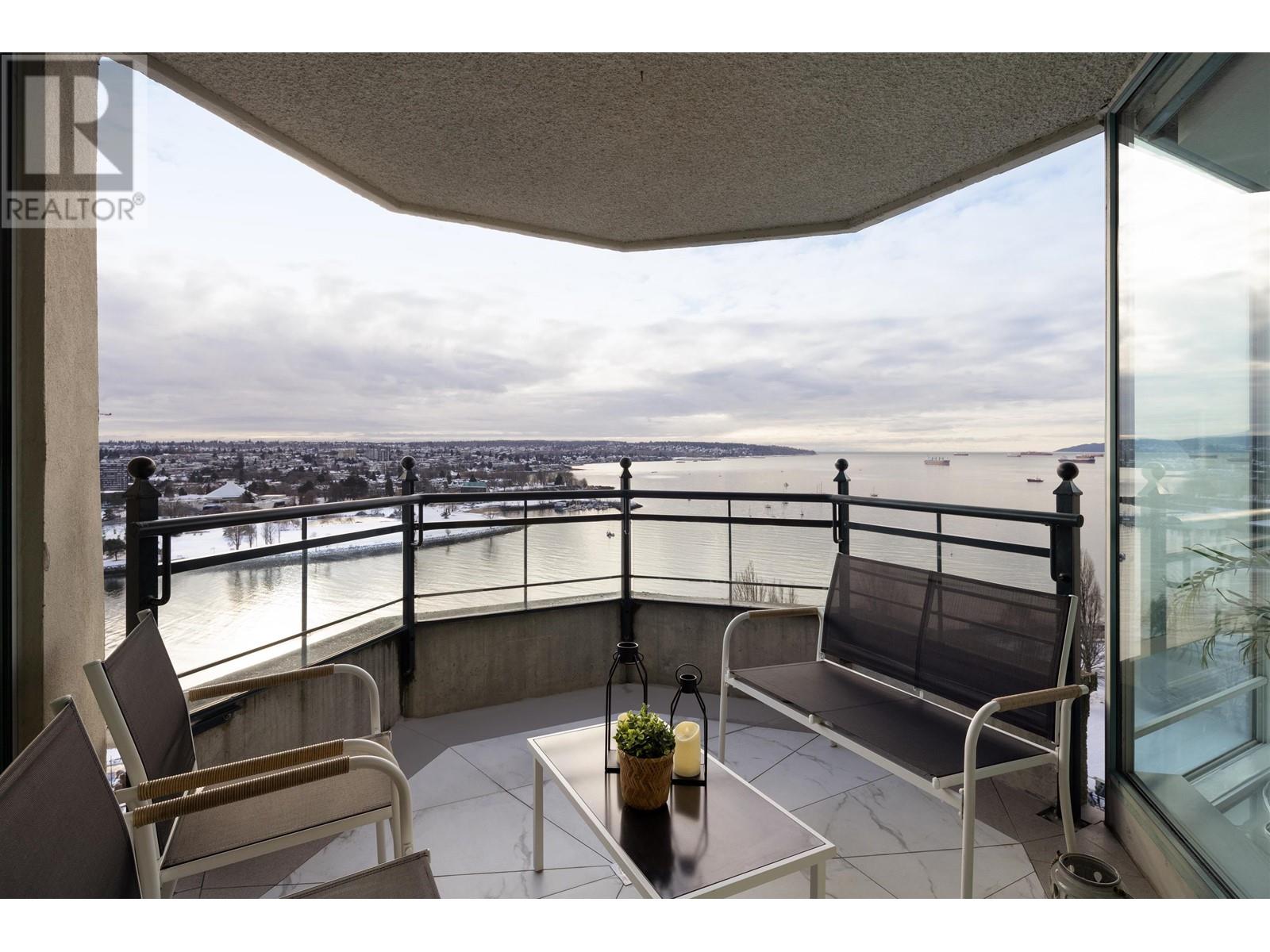 Listing Picture 4 of 33 : 2002 1311 BEACH AVENUE, Vancouver / 溫哥華 - 魯藝地產 Yvonne Lu Group - MLS Medallion Club Member