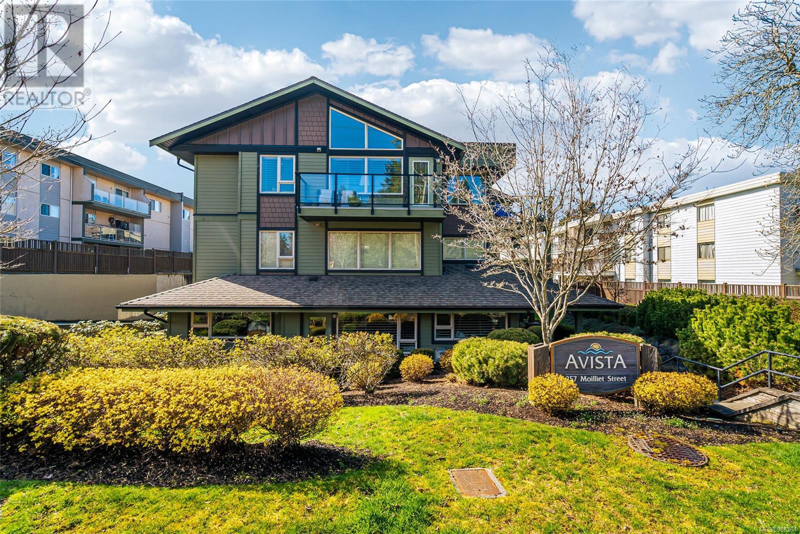 208 257 Moilliet St S, Parksville, British Columbia