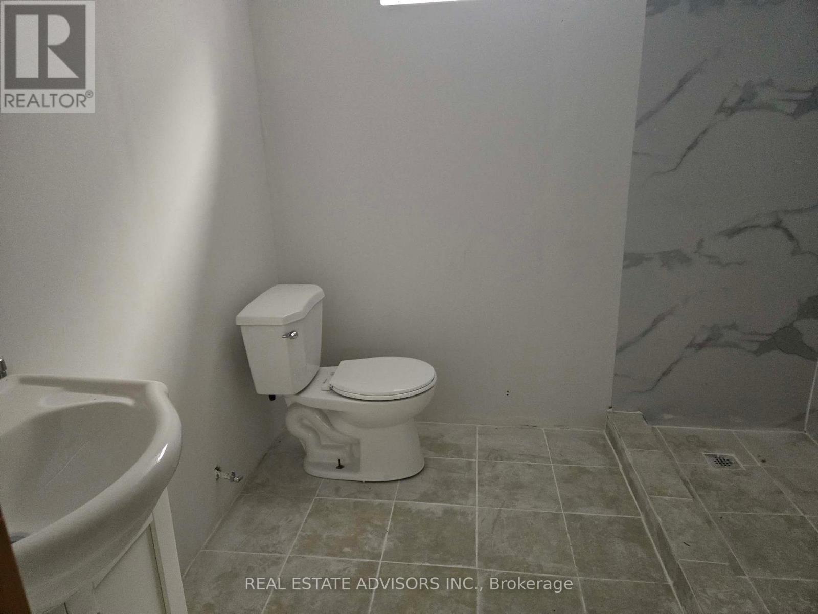 89 Euclid Avenue, Toronto, Ontario  M1C 1J8 - Photo 6 - E11986550