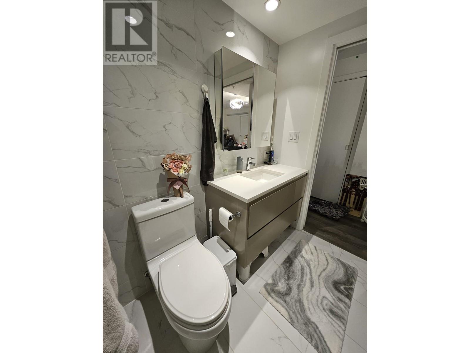 214 8181 Chester Street, Vancouver, British Columbia  V5X 0J9 - Photo 9 - R2969175