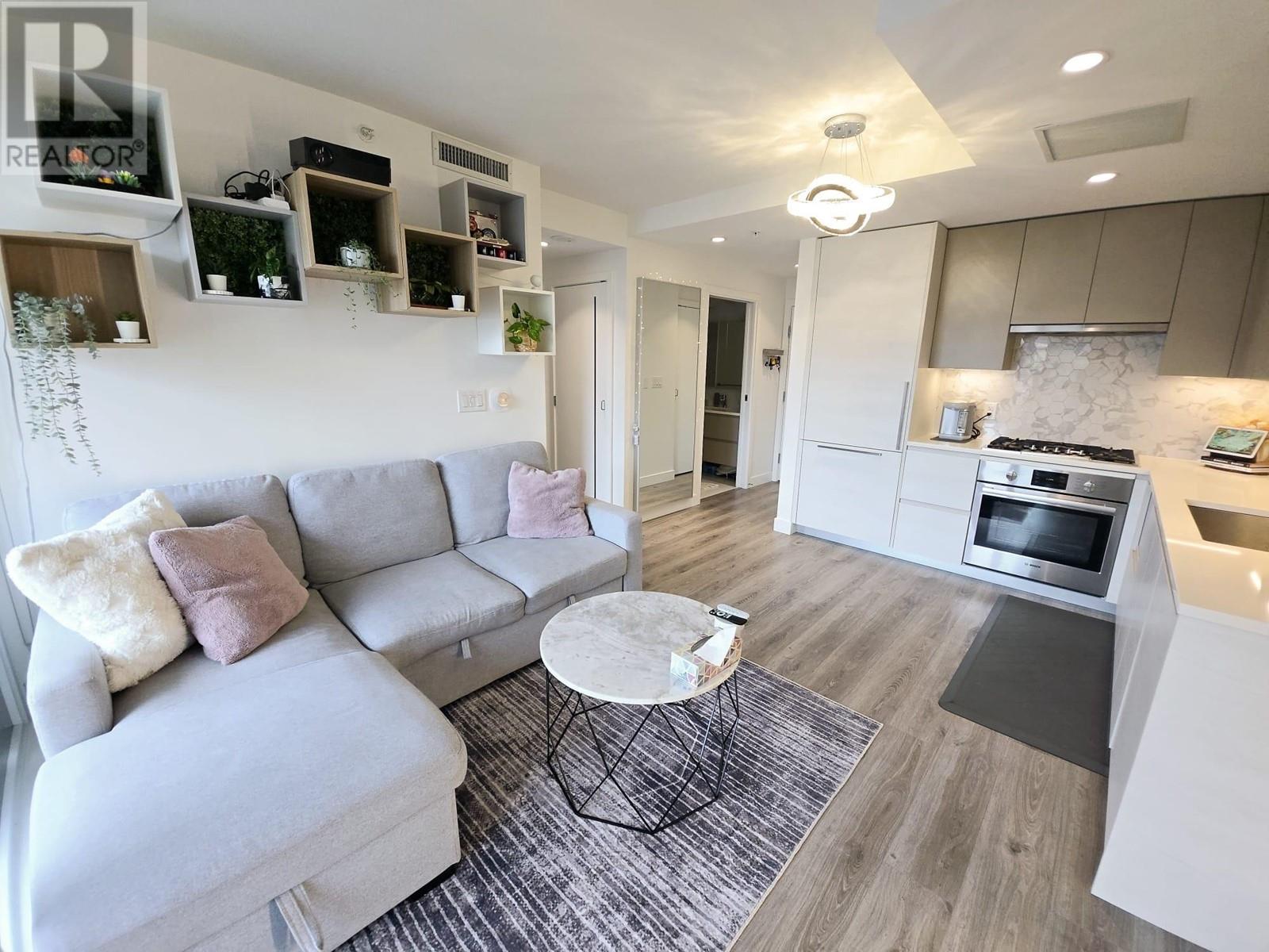 214 8181 Chester Street, Vancouver, British Columbia  V5X 0J9 - Photo 2 - R2969175