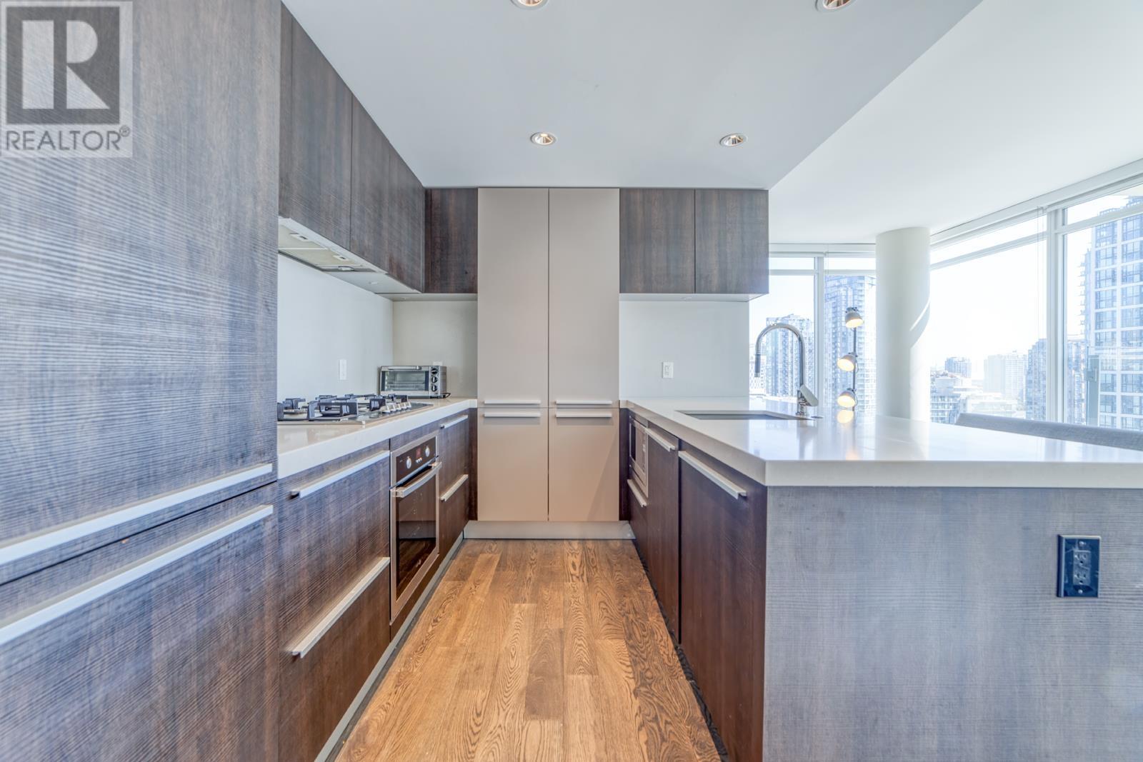 1605 1351 Continental Street, Vancouver, British Columbia  V6Z 0C6 - Photo 3 - R2970254