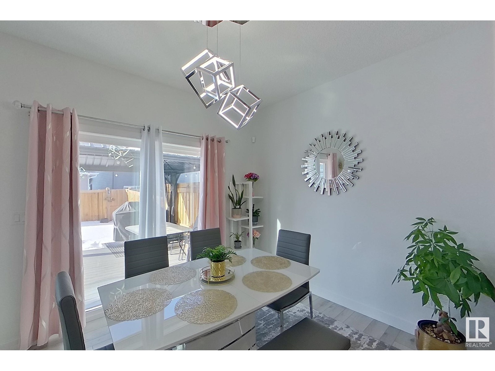 Property at 103 BLUFF CV image 3