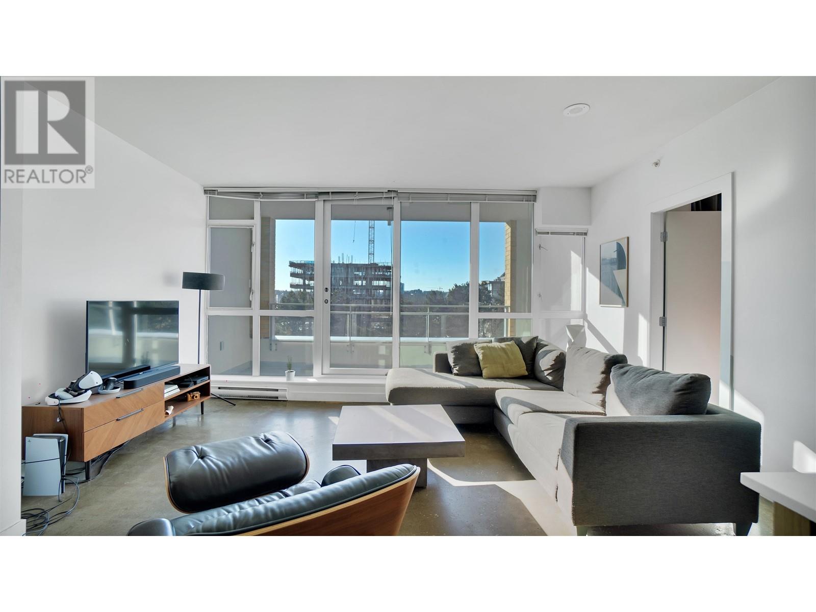 620 221 Union Street, Vancouver, British Columbia  V6A 0B4 - Photo 2 - R2970231