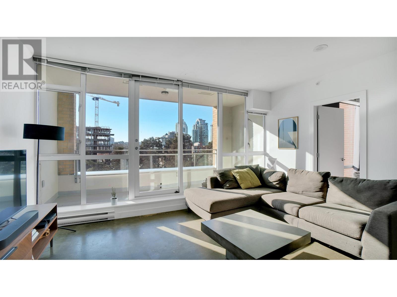 620 221 Union Street, Vancouver, British Columbia  V6A 0B4 - Photo 3 - R2970231
