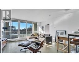 620 221 UNION STREET, Vancouver, British Columbia