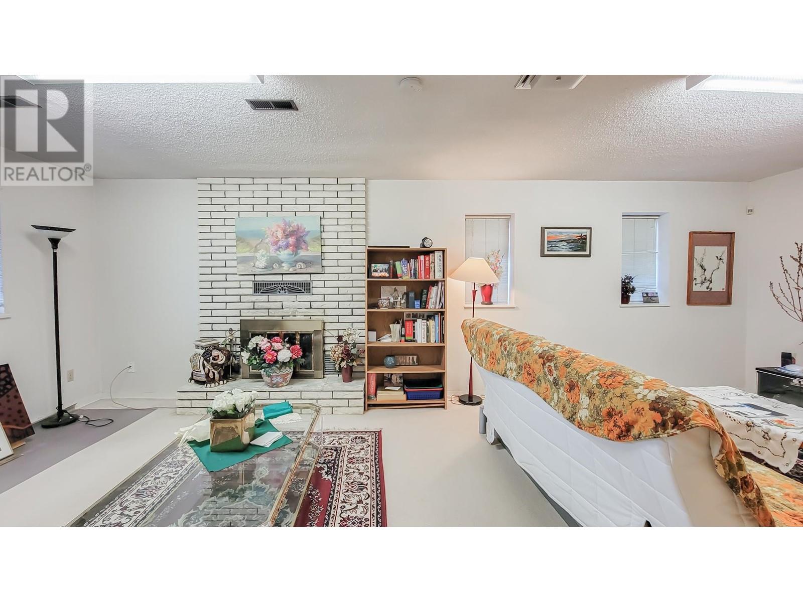 2155 Burquitlam Drive, Vancouver, British Columbia  V5P 2P2 - Photo 7 - R2969947