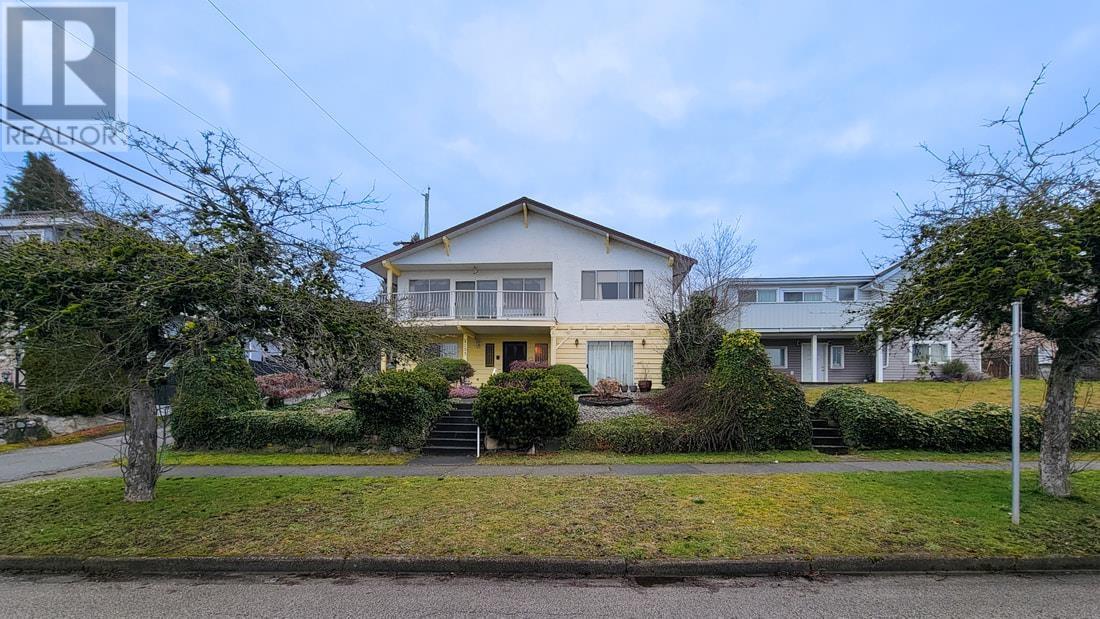 2155 Burquitlam Drive, Vancouver, British Columbia  V5P 2P2 - Photo 1 - R2969947