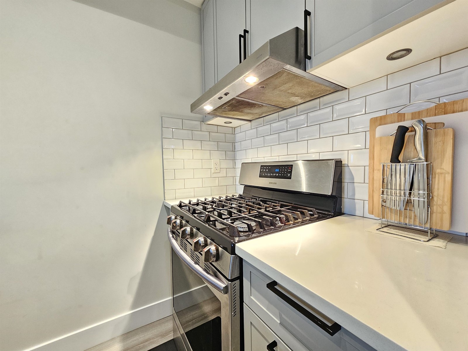 305 8488 160 Street, Surrey, British Columbia  V4N 0V7 - Photo 6 - R2969960