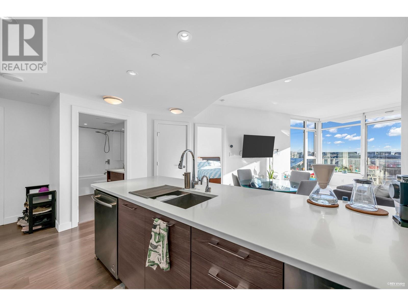 716 3557 Sawmill Crescent, Vancouver, British Columbia  V5S 0E2 - Photo 3 - R2970116
