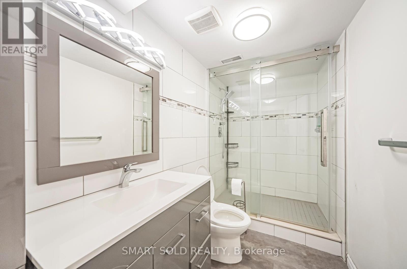 137 Shawnee Circle, Toronto, Ontario  M2H 2Y3 - Photo 36 - C11986620