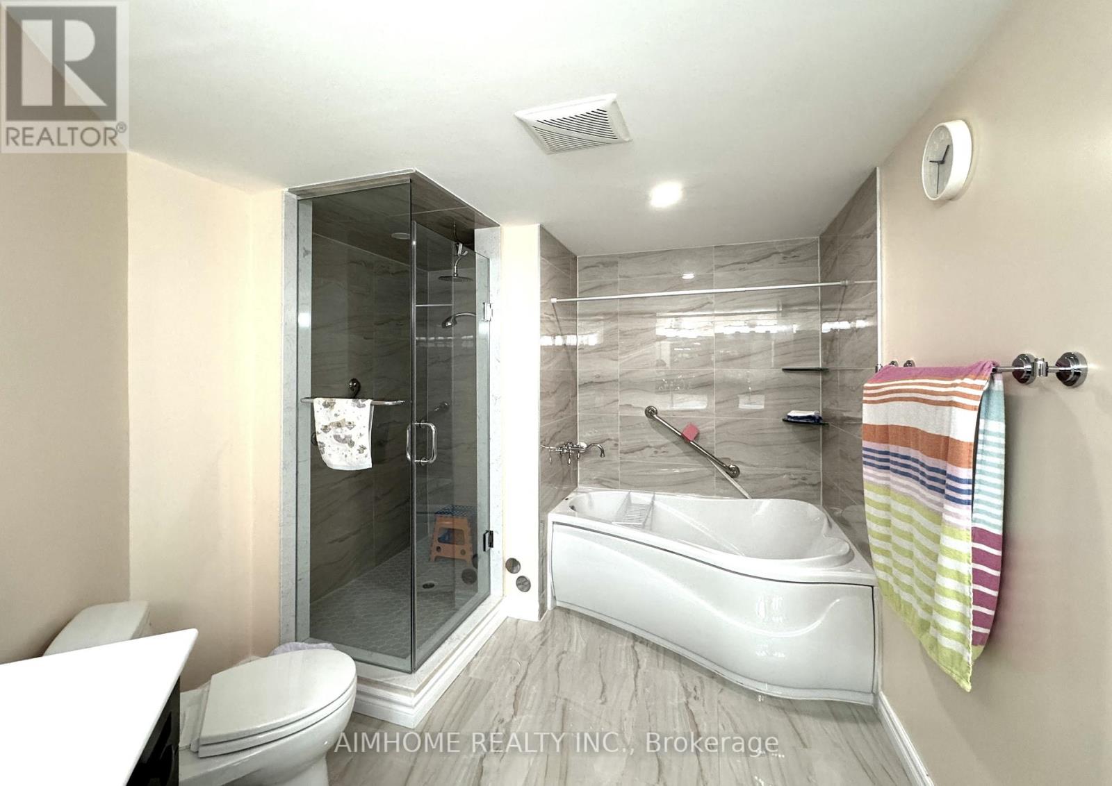 404 - 175 Bamburgh Circle, Toronto, Ontario  M1W 3X8 - Photo 14 - E11986634