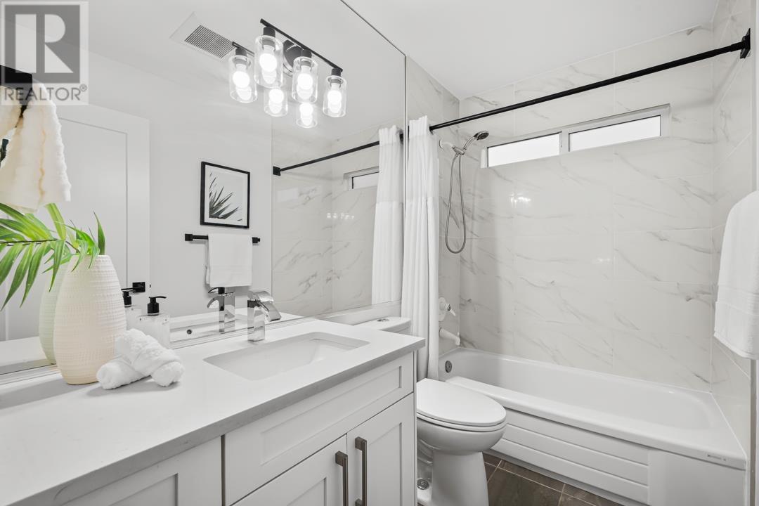 28 888 W 16th Street, North Vancouver, British Columbia  V7P 1R3 - Photo 23 - R2970110