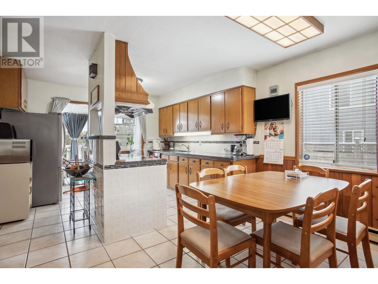 Listing Picture 12 of 38 : 6591 SWIFT AVENUE, Richmond / 烈治文 - 魯藝地產 Yvonne Lu Group - MLS Medallion Club Member