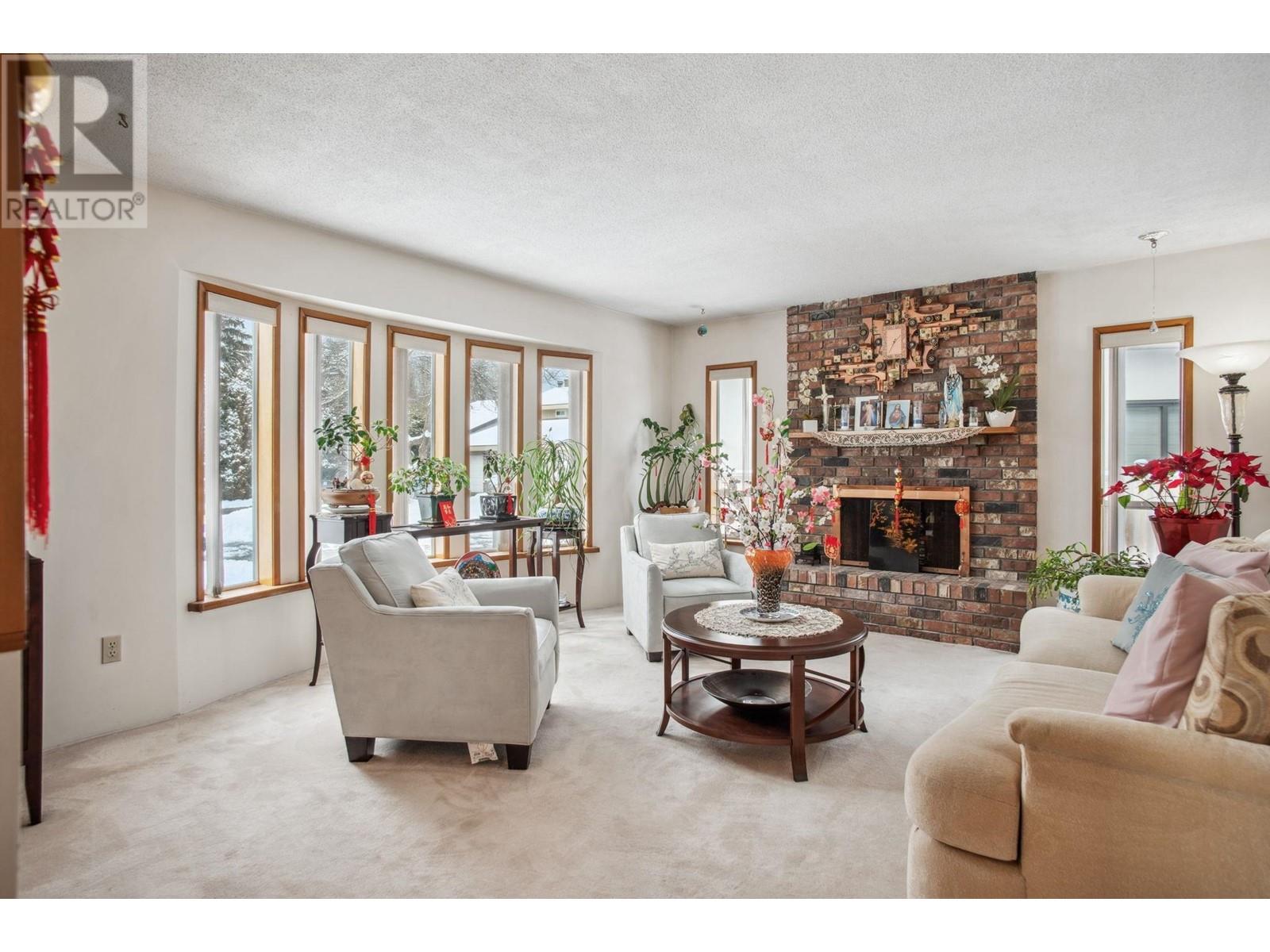 Listing Picture 4 of 38 : 6591 SWIFT AVENUE, Richmond / 烈治文 - 魯藝地產 Yvonne Lu Group - MLS Medallion Club Member