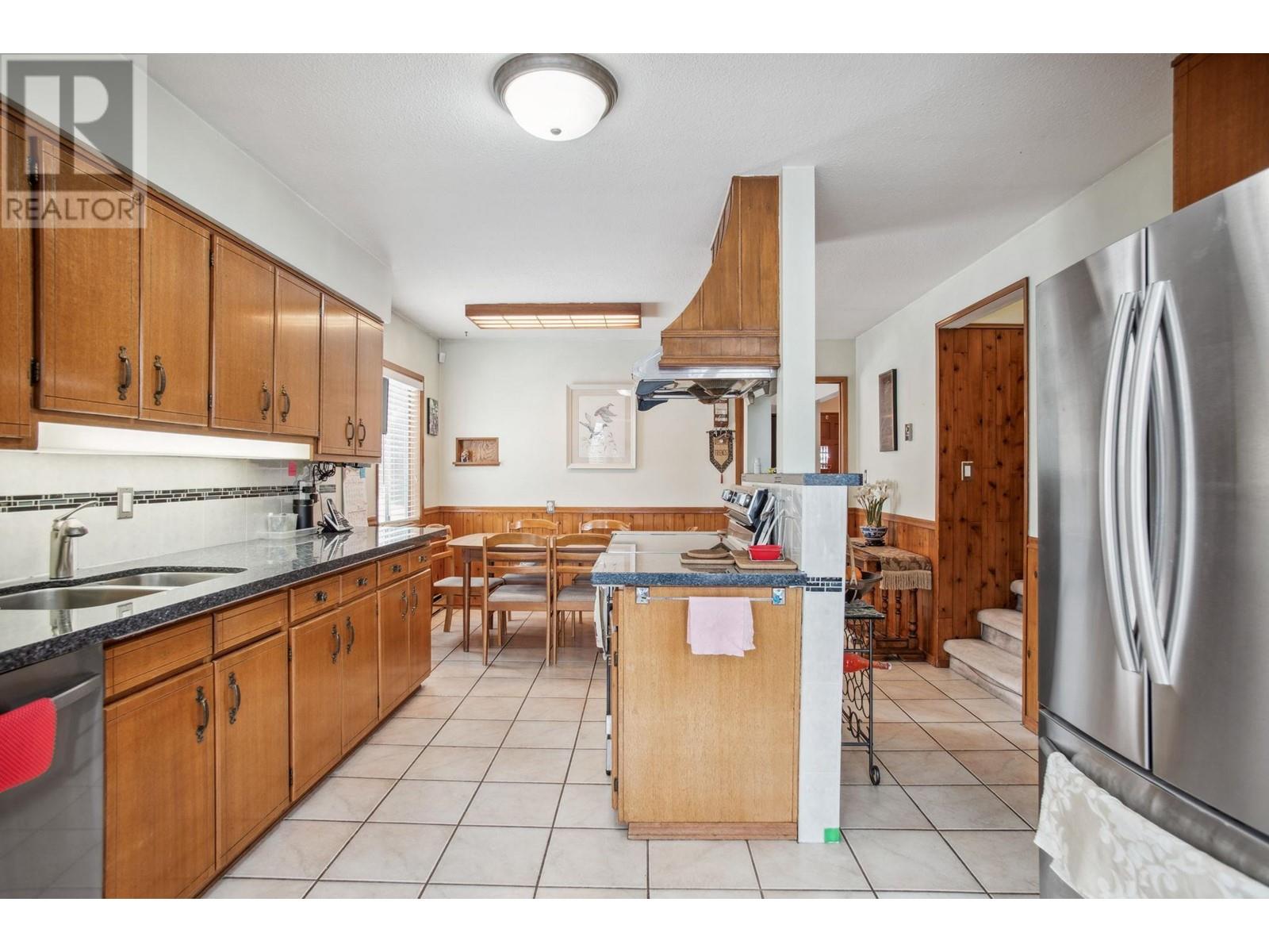 Listing Picture 16 of 38 : 6591 SWIFT AVENUE, Richmond / 烈治文 - 魯藝地產 Yvonne Lu Group - MLS Medallion Club Member