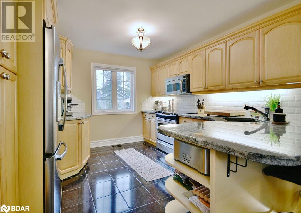 25 Laidlaw Street, Wasaga Beach, Ontario  L9Z 2L2 - Photo 7 - 40701008