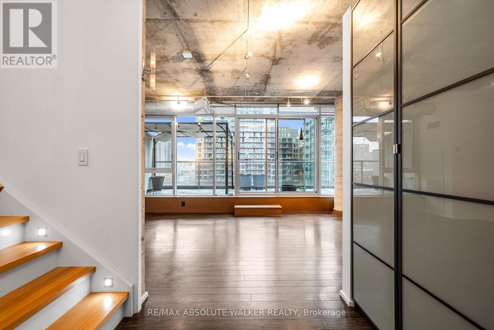 Property at PH910 - 383 CUMBERLAND STREET image 3