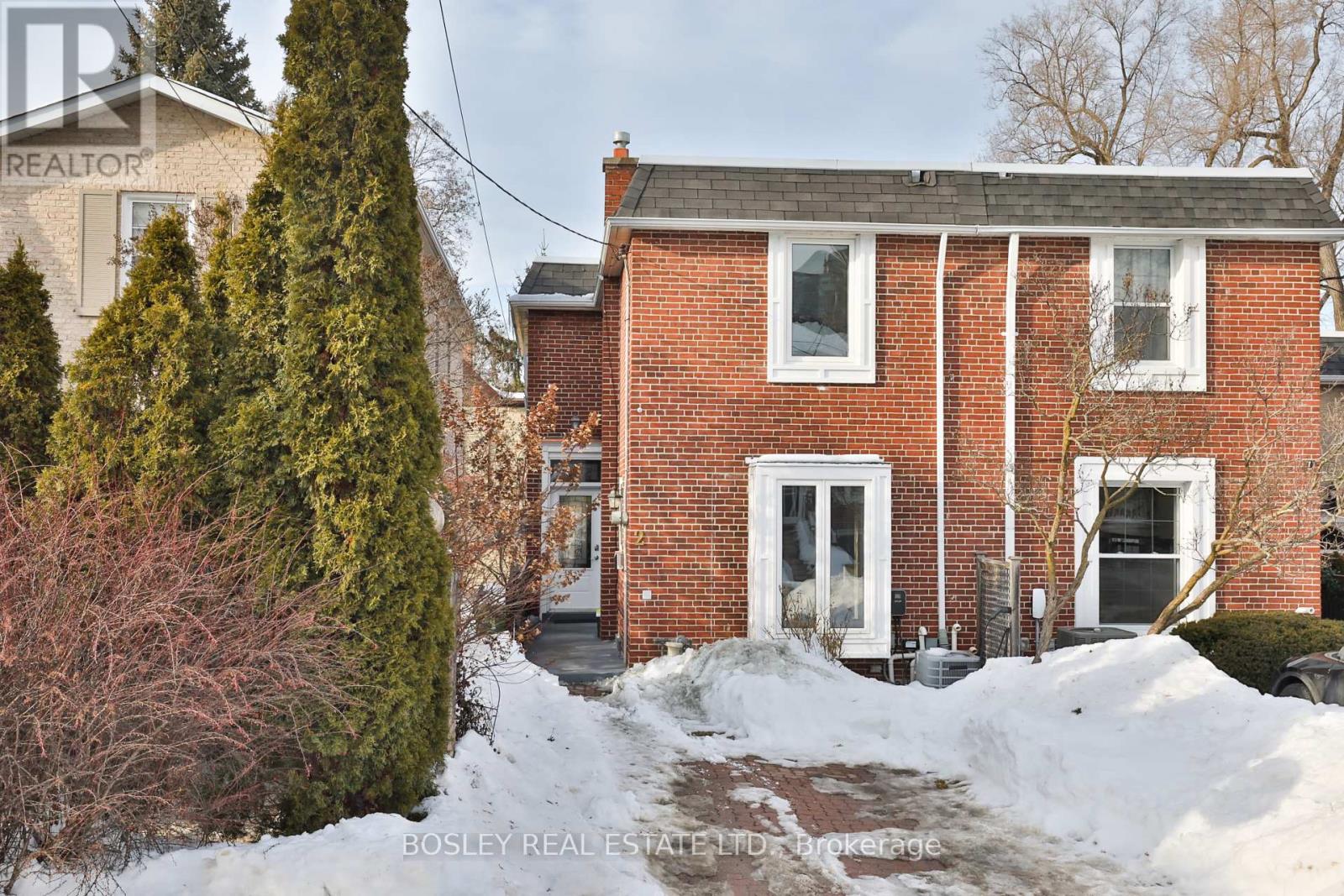 2 FAIRFIELD ROAD, Toronto, Ontario