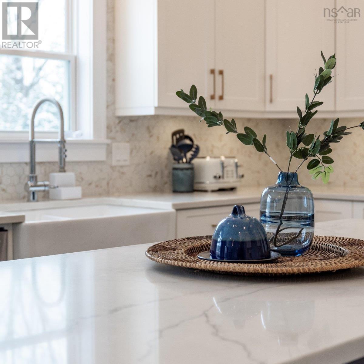 210 Azure Court, Middle Sackville, Nova Scotia  B4E 0R1 - Photo 5 - 202502813