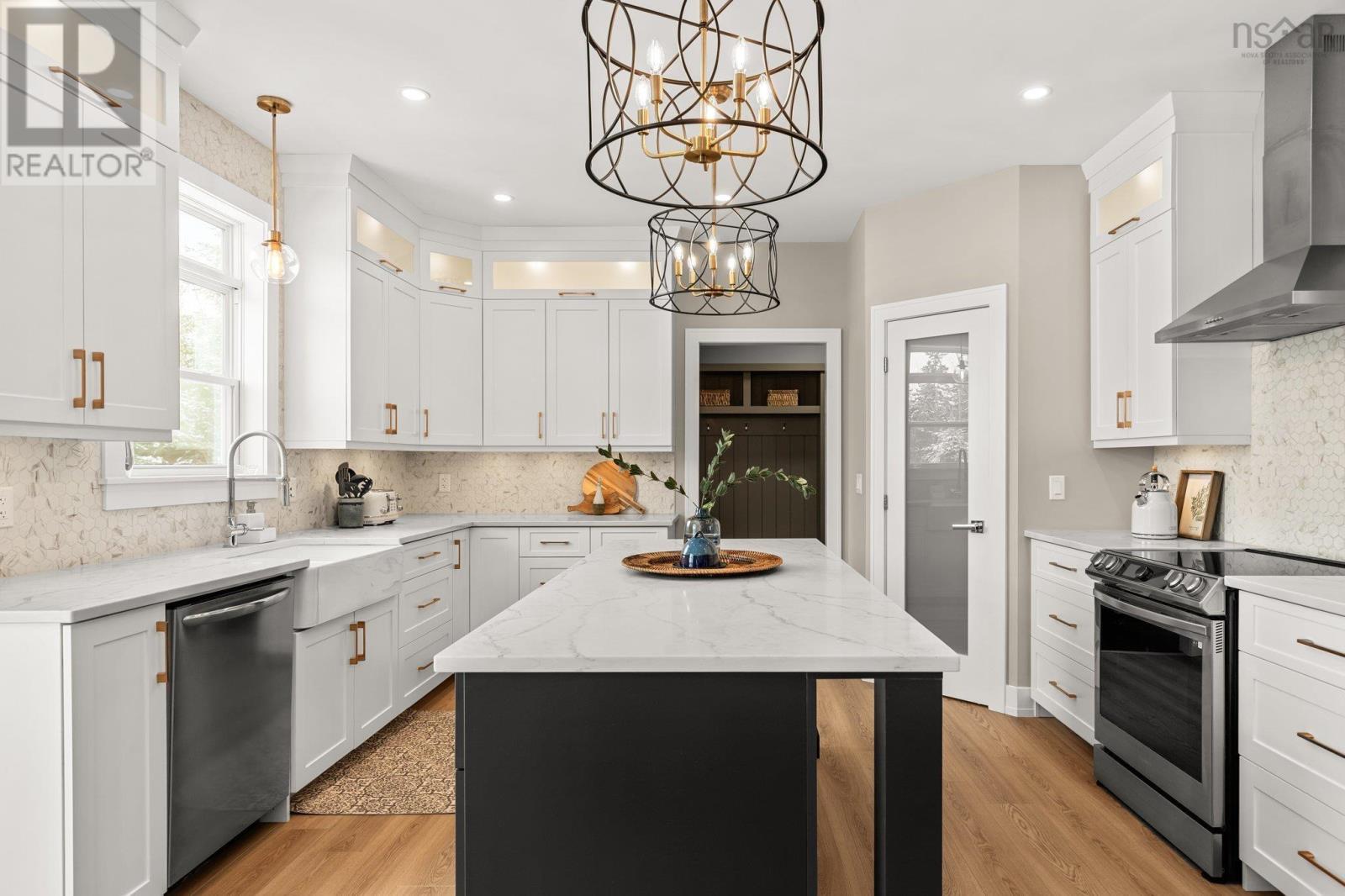 210 Azure Court, Middle Sackville, Nova Scotia  B4E 0R1 - Photo 6 - 202502813