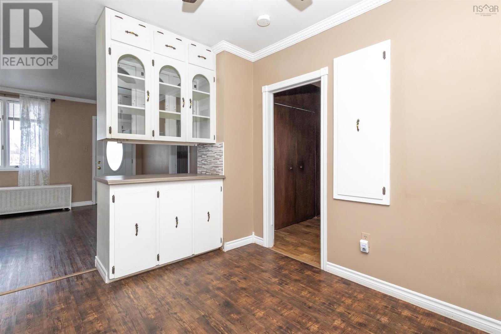 107 Ocean Avenue, Glace Bay, Nova Scotia  B1A 3V5 - Photo 12 - 202503513