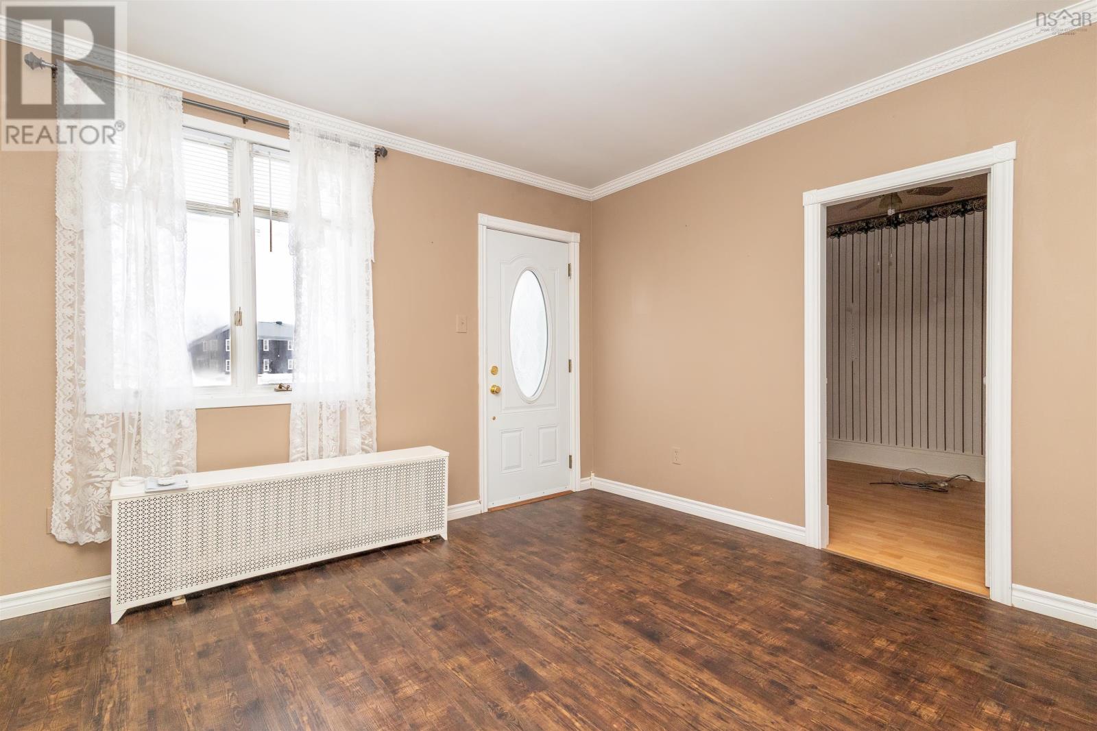 107 Ocean Avenue, Glace Bay, Nova Scotia  B1A 3V5 - Photo 17 - 202503513