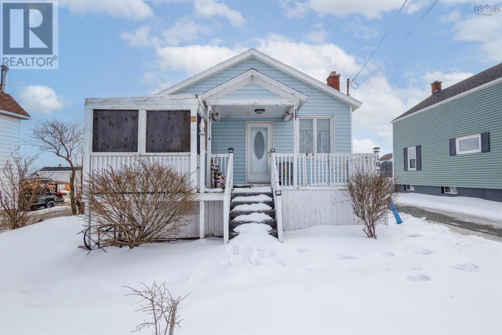 107 Ocean Avenue, Glace Bay, Nova Scotia  B1A 3V5 - Photo 3 - 202503513
