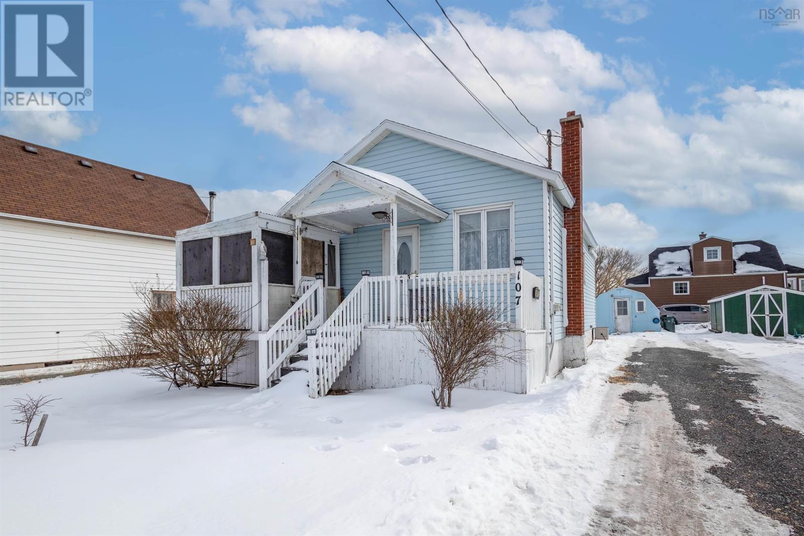 107 Ocean Avenue, Glace Bay, Nova Scotia  B1A 3V5 - Photo 5 - 202503513