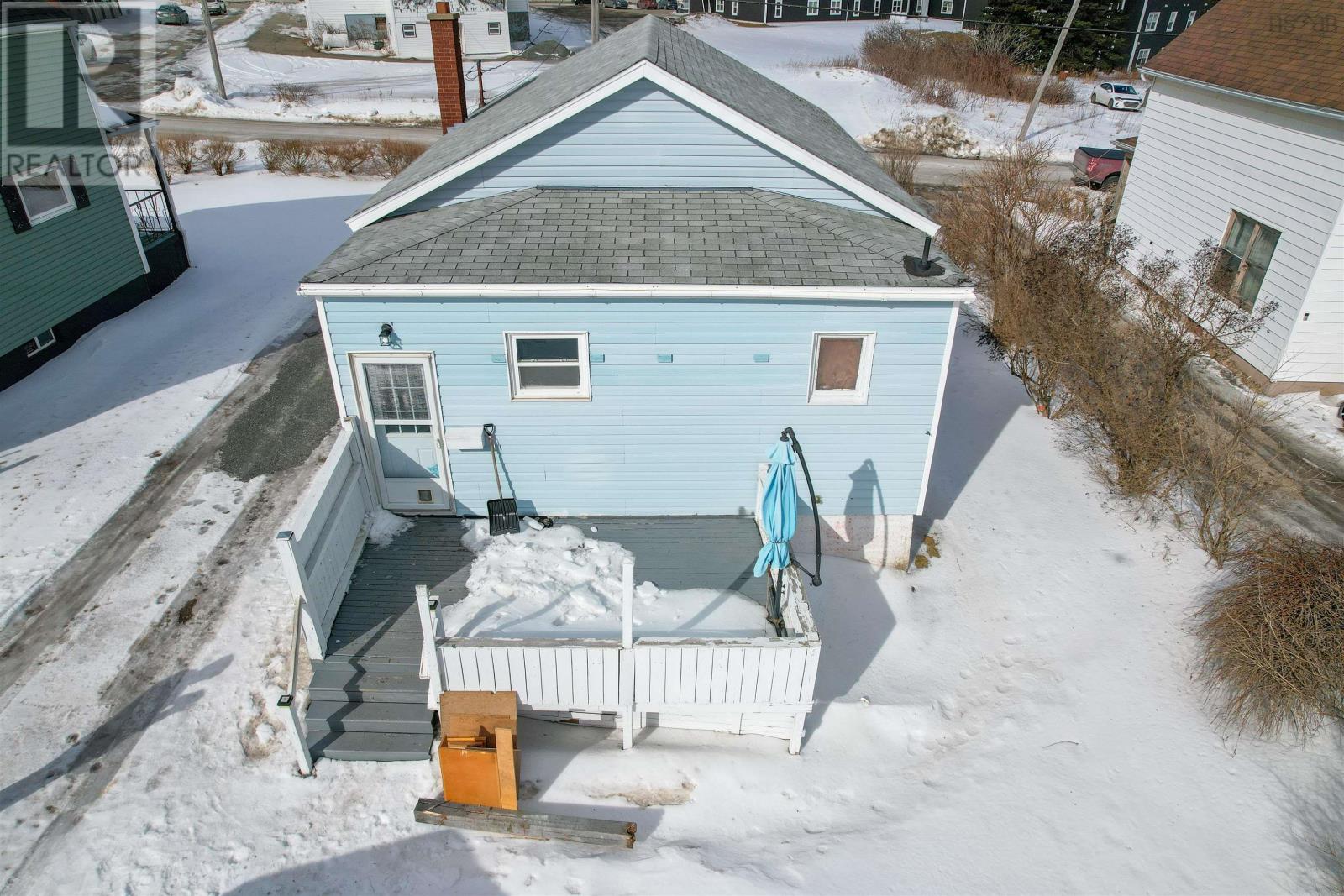 107 Ocean Avenue, Glace Bay, Nova Scotia  B1A 3V5 - Photo 8 - 202503513