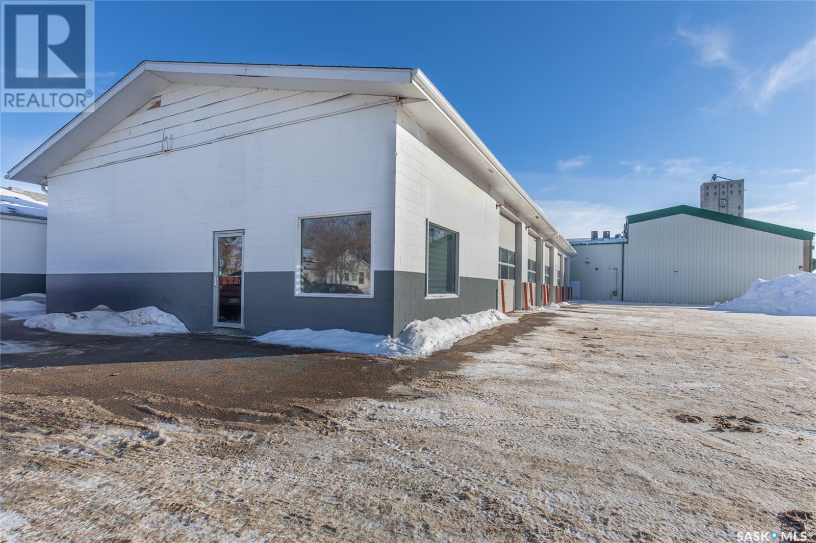 465 Fairford Street W, Moose Jaw, Saskatchewan  S6H 1W1 - Photo 4 - SK996490