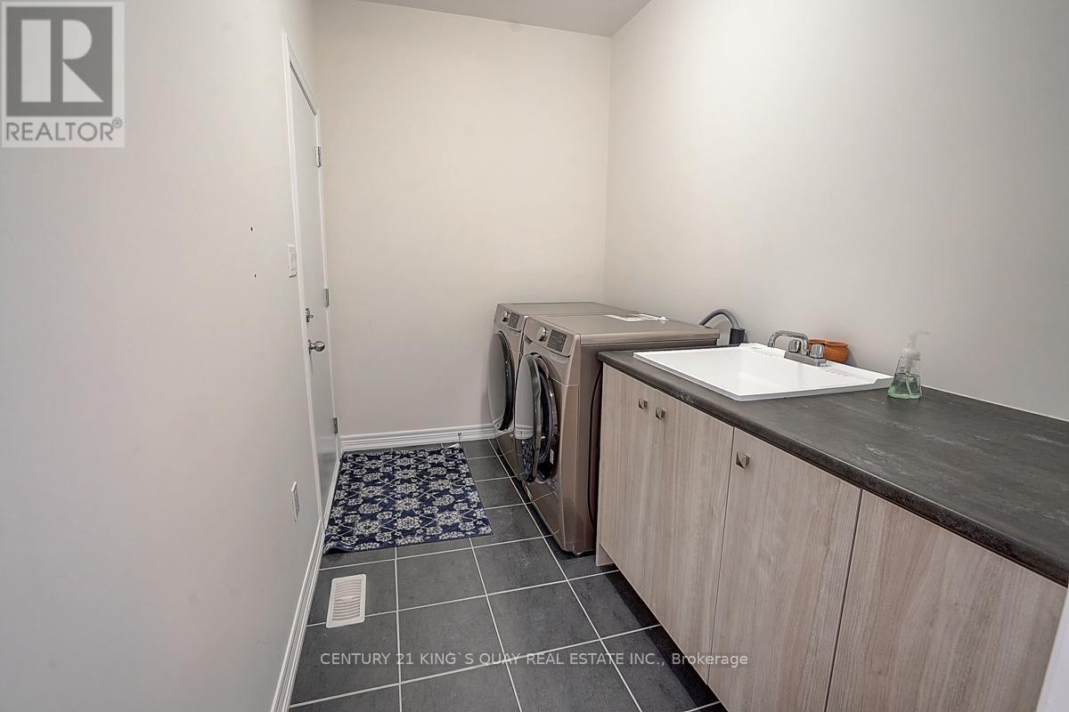 37 Boiton Street, Richmond Hill, Ontario  L4S 0M1 - Photo 11 - N11985994