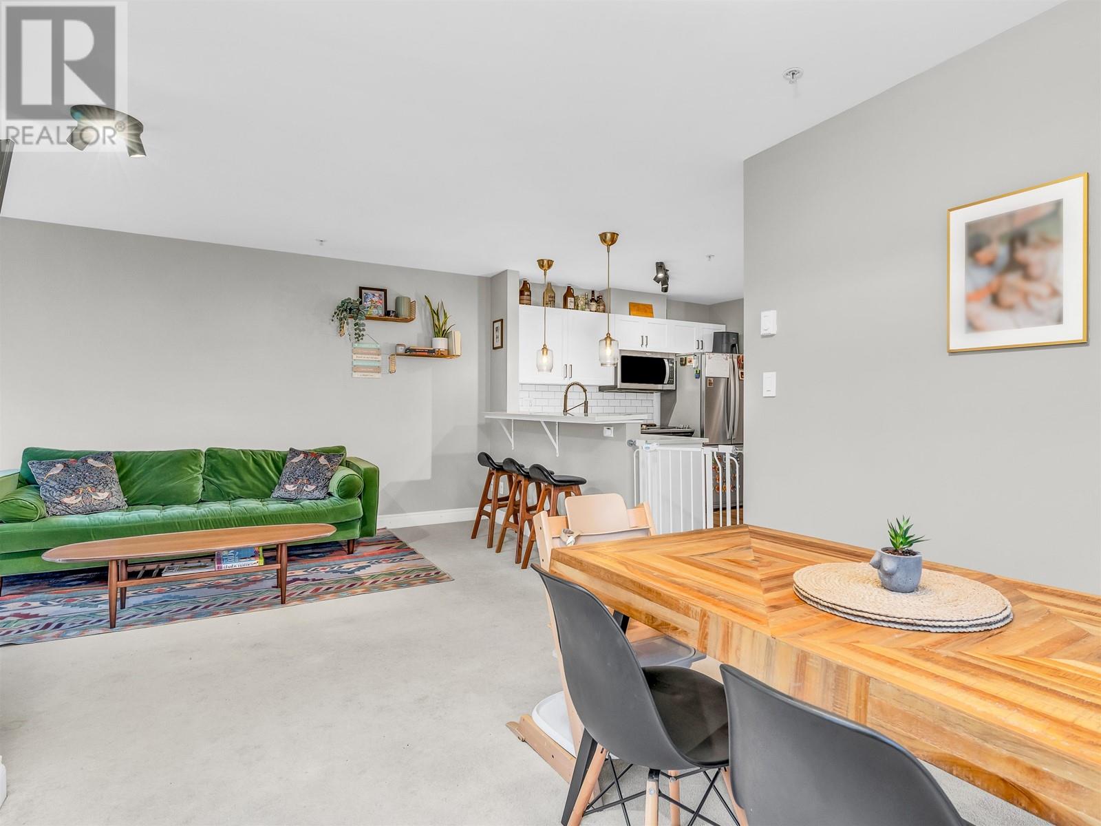 303 128 W 21 Street, North Vancouver, British Columbia  V7M 1Y9 - Photo 14 - R2970275