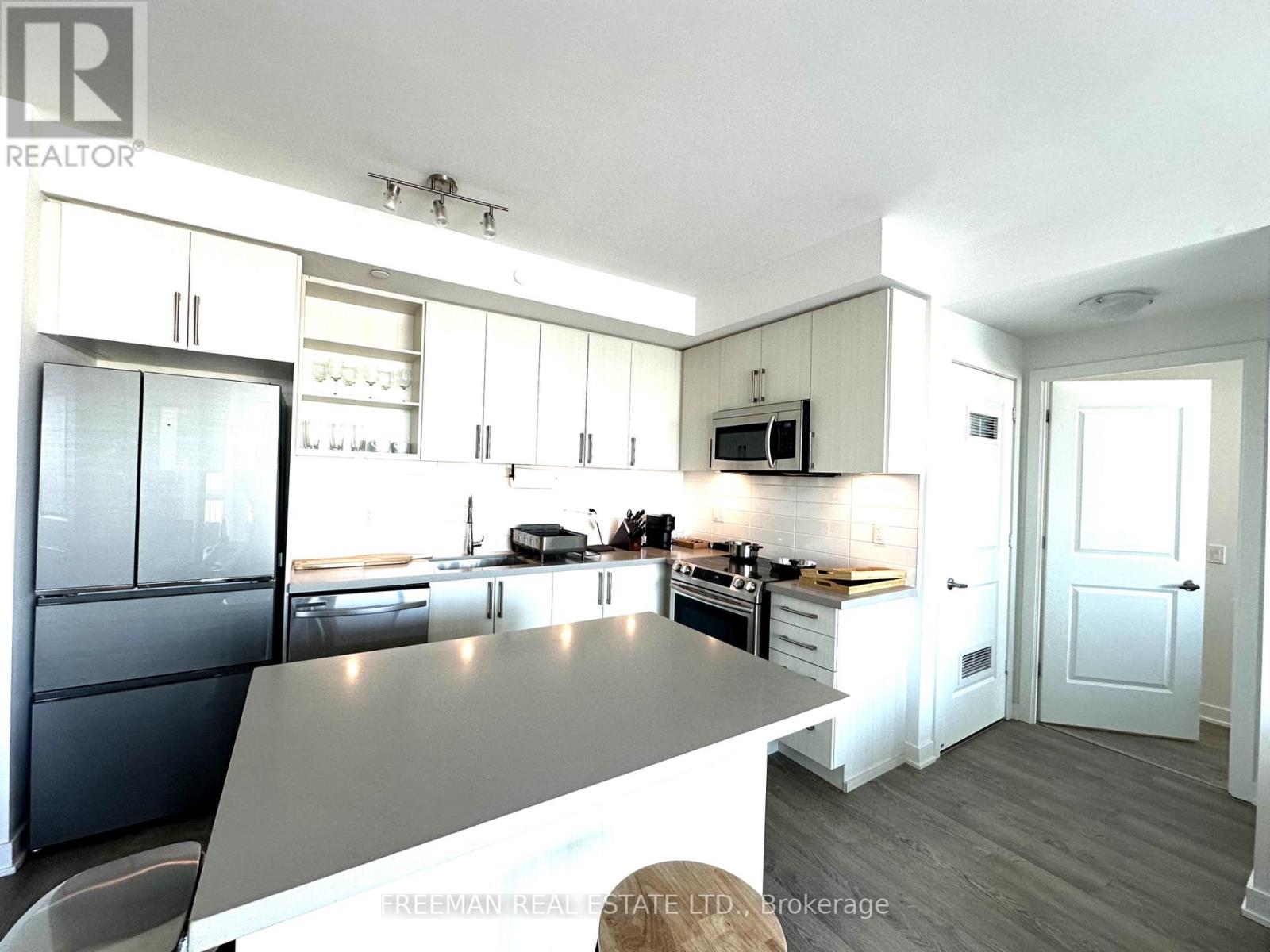 Property at 1509 - 4699 GLEN ERIN DRIVE image 3