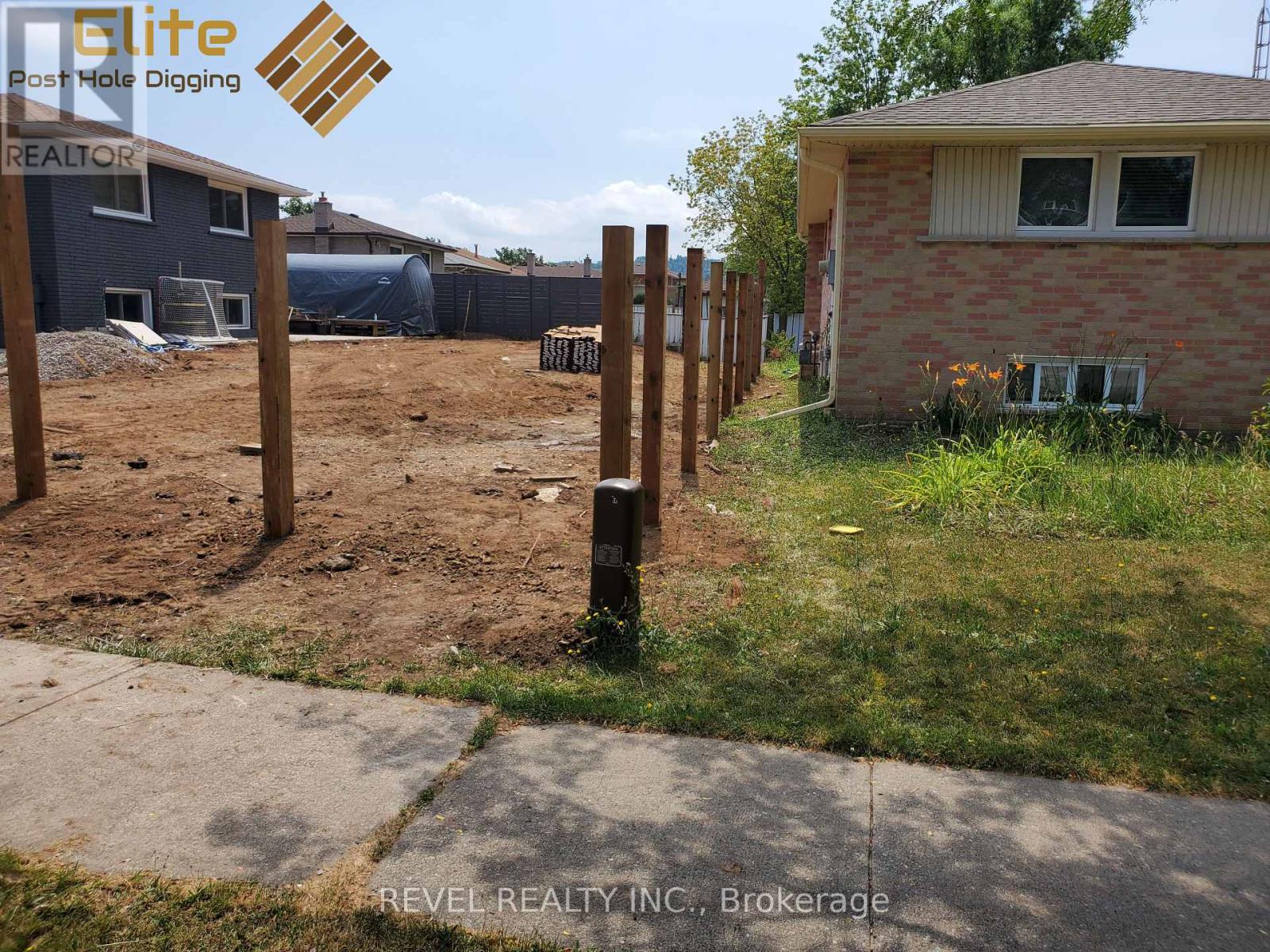 Unknown Address, ,     - Photo 7 - X11987022