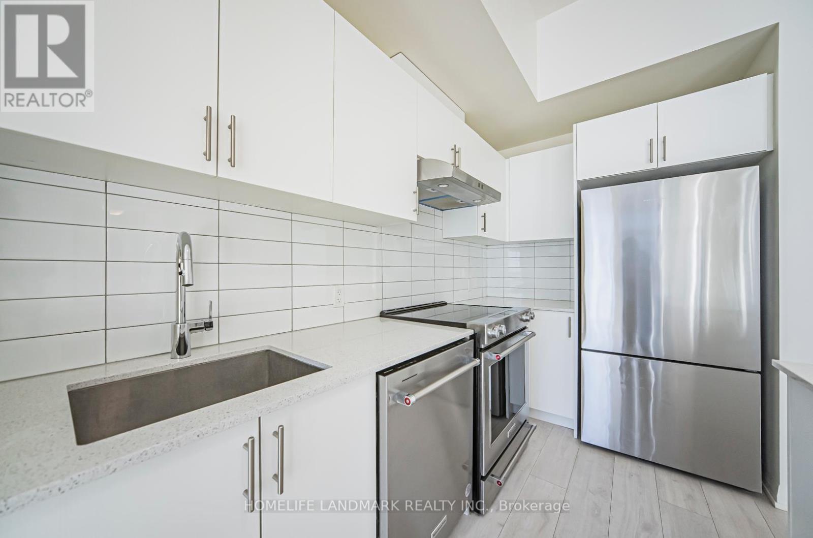 2304 - 9000 Jane Street, Vaughan, Ontario  L4K 0M6 - Photo 7 - N11987078