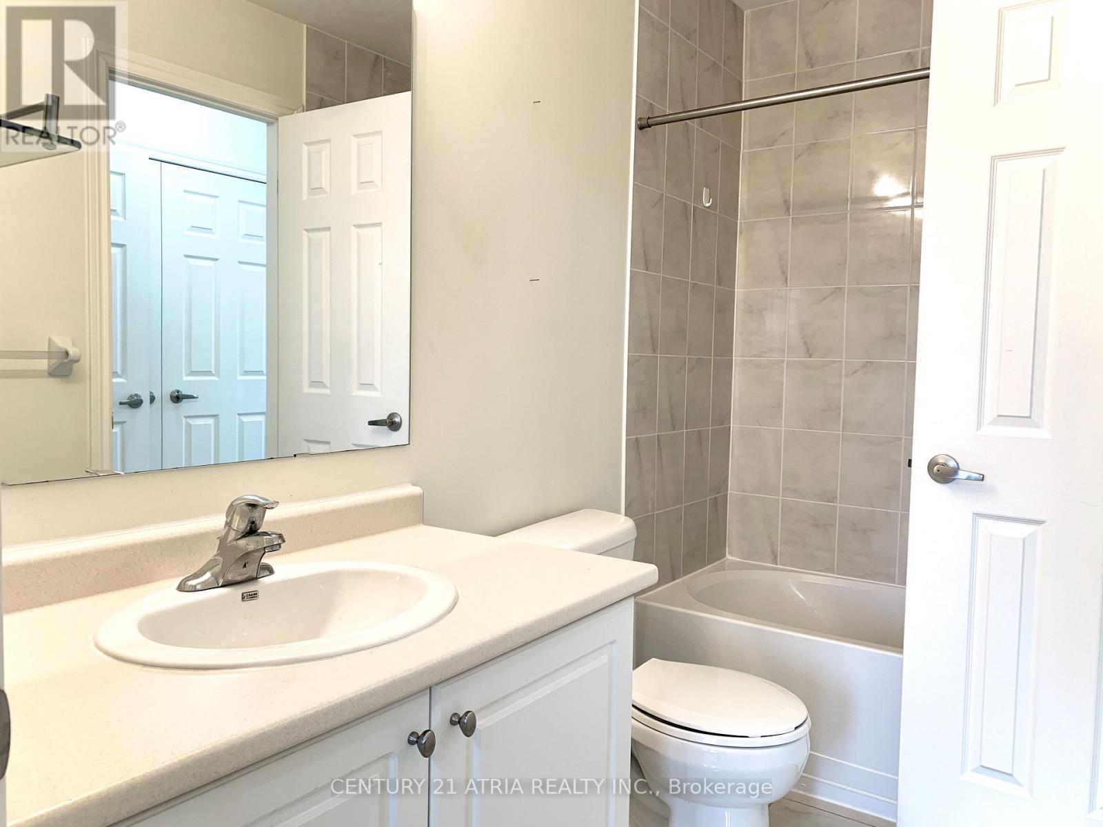 472 Roy Rainey Avenue, Markham, Ontario  L6E 2H6 - Photo 15 - N11987122