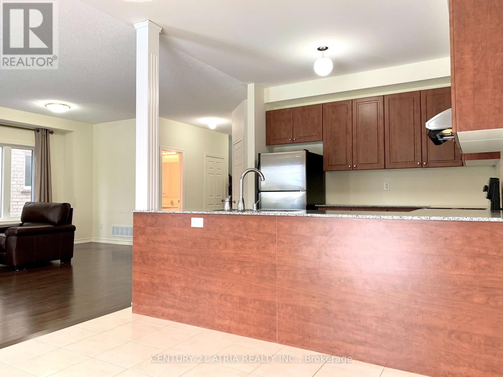472 Roy Rainey Avenue, Markham, Ontario  L6E 2H6 - Photo 6 - N11987122
