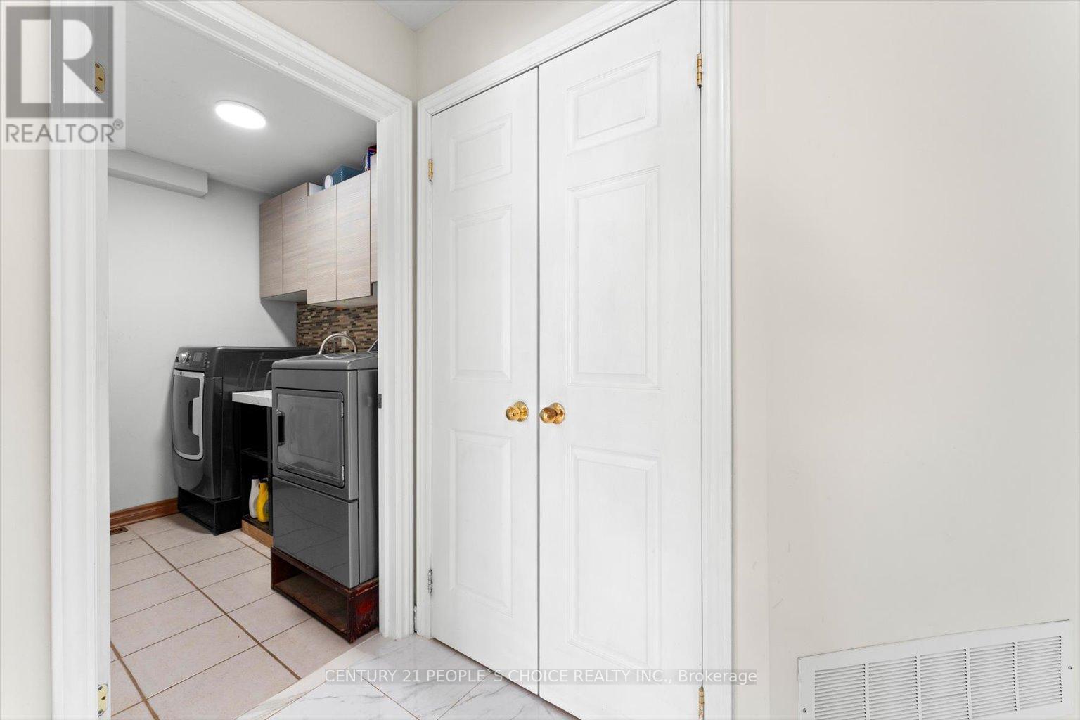 26 Rainbow Court, Georgina, Ontario  L4P 3Z6 - Photo 20 - N11987137