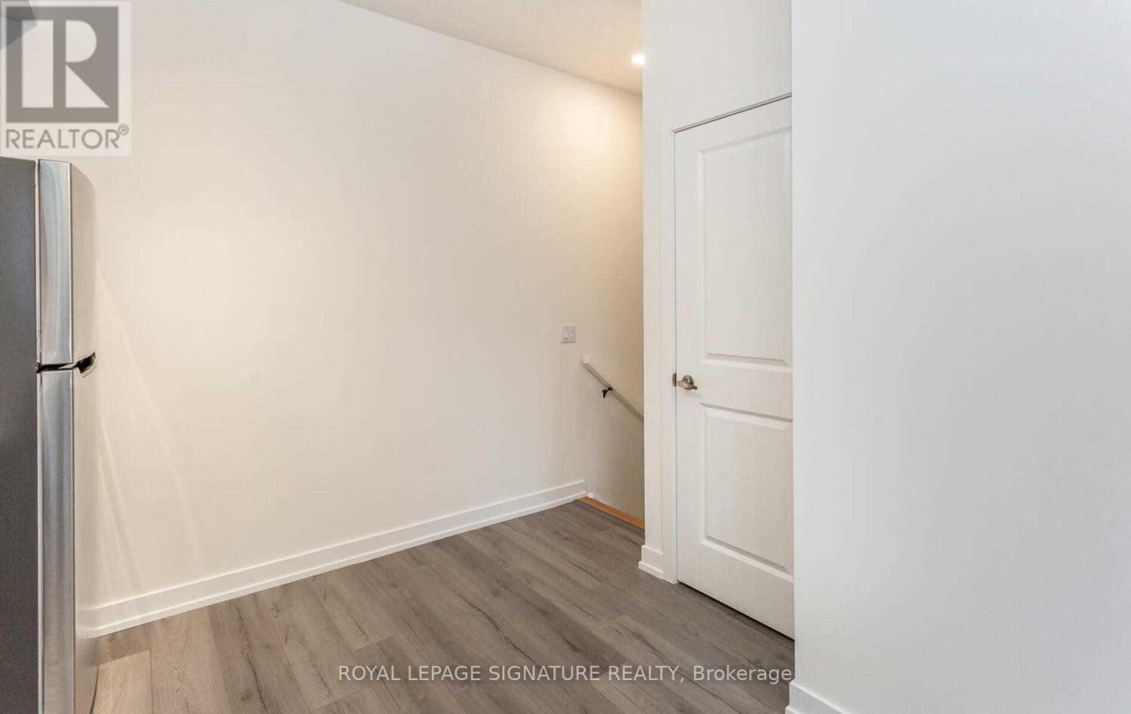 Property at 342 - 3062 SIXTH LINE image 4