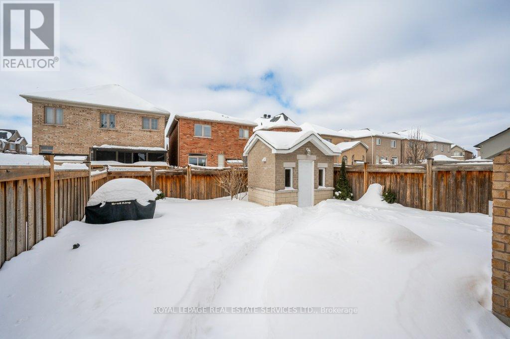 2330 Quetico Crescent, Oakville, Ontario  L6M 0R5 - Photo 32 - W11987127