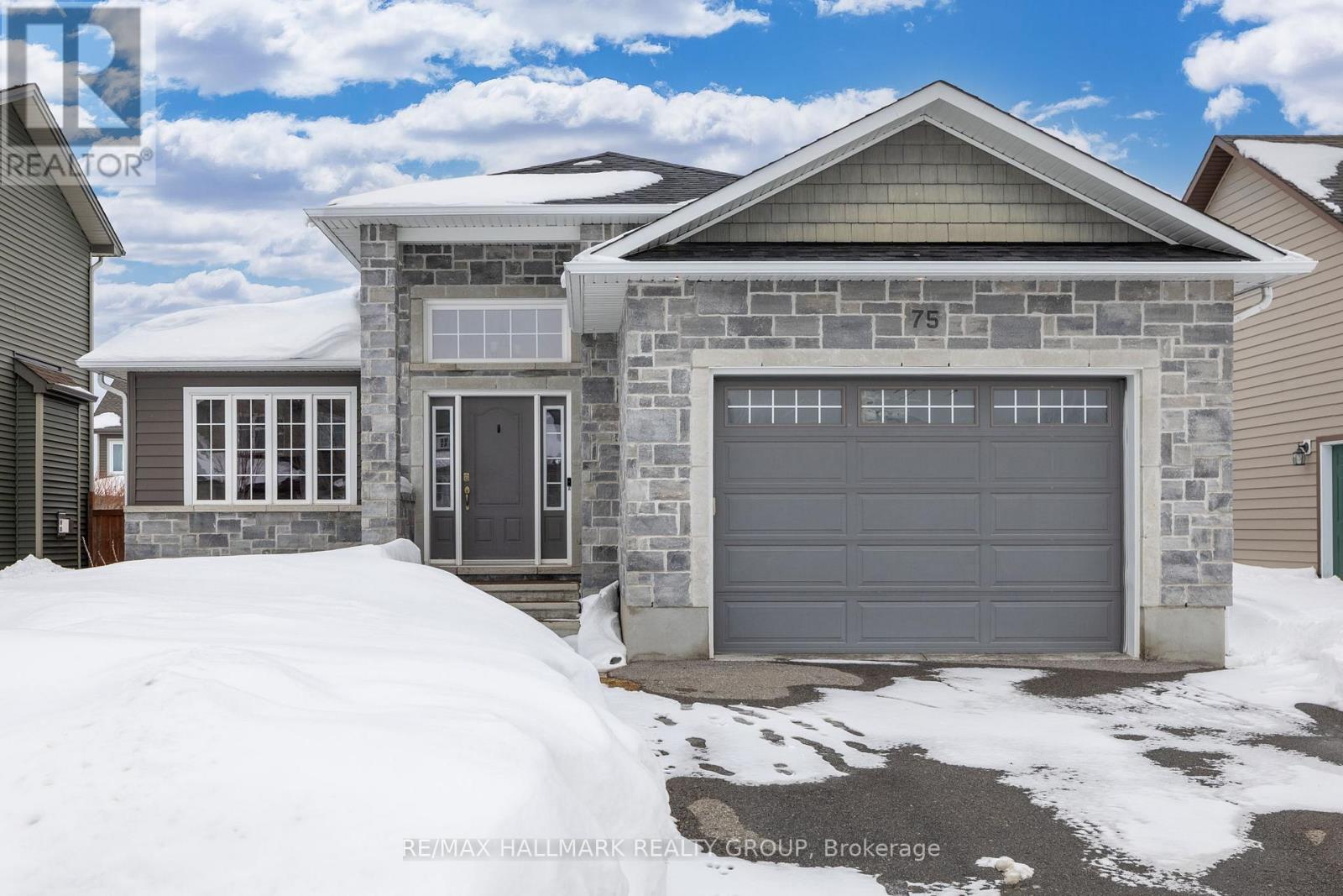 75 SETTLEMENT LANE, Russell, Ontario