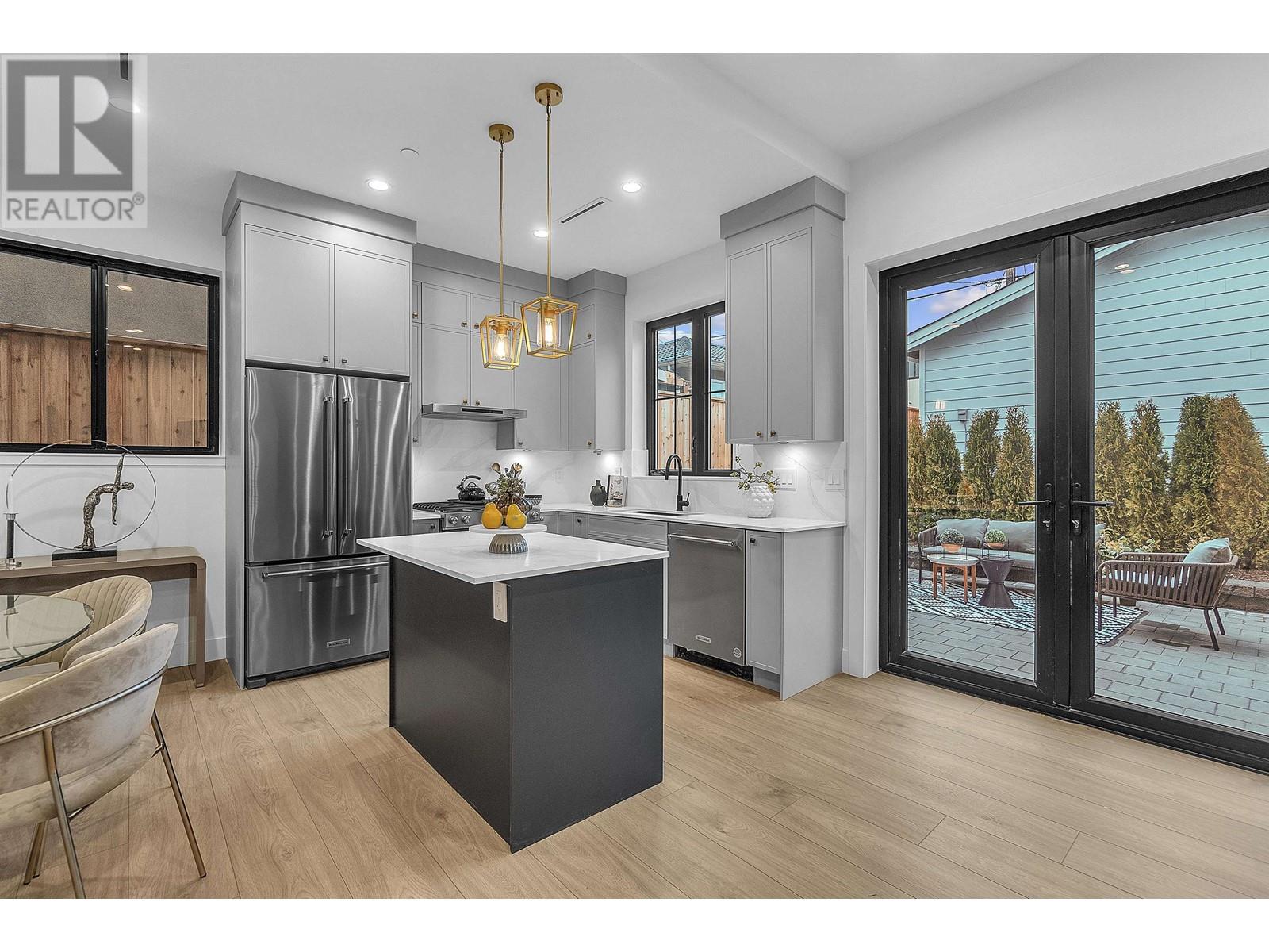 3132 E 20th Avenue, Vancouver, British Columbia  V5M 2V5 - Photo 4 - R2970312