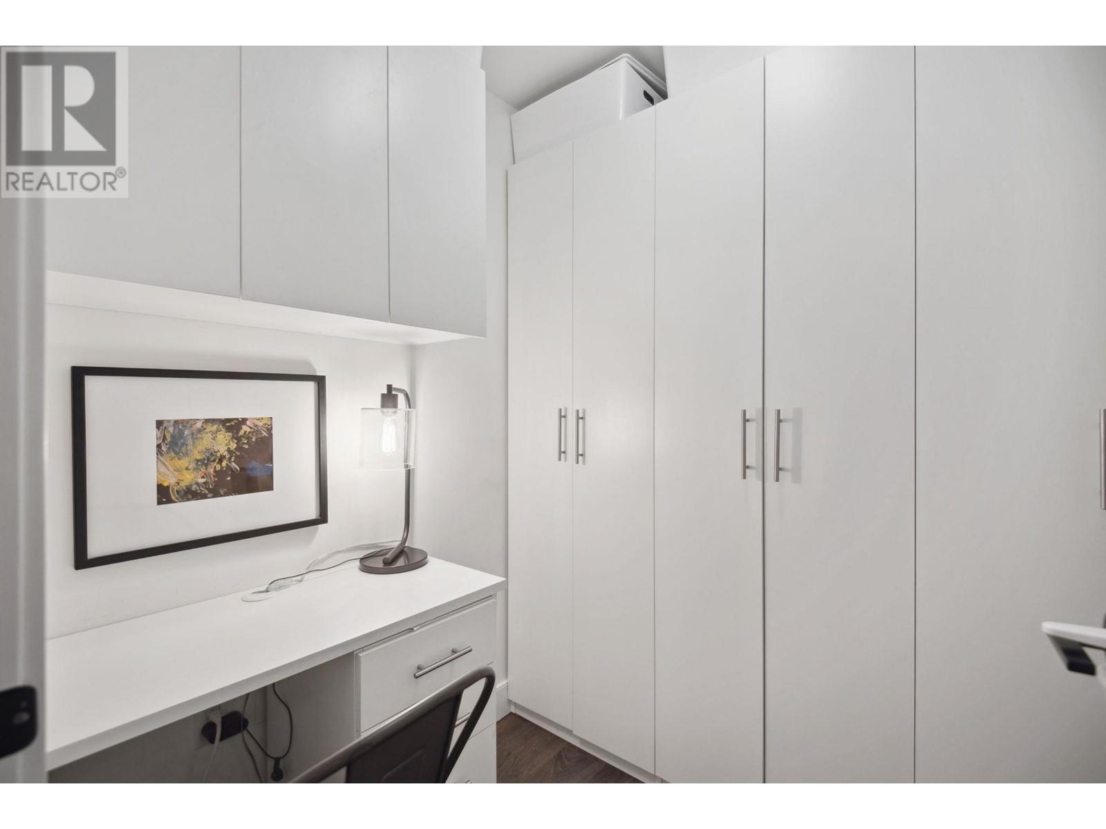 Listing Picture 13 of 14 : 208 168 E 35TH AVENUE, Vancouver / 溫哥華 - 魯藝地產 Yvonne Lu Group - MLS Medallion Club Member