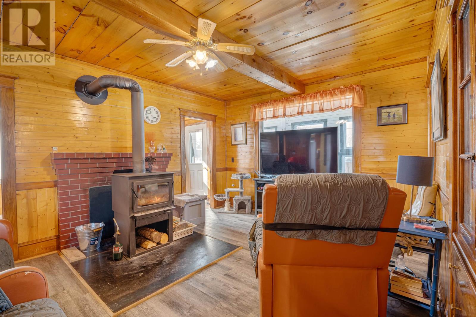 2302 Highway 1, Grosses Coques, Nova Scotia  B0W 1M0 - Photo 10 - 202503523