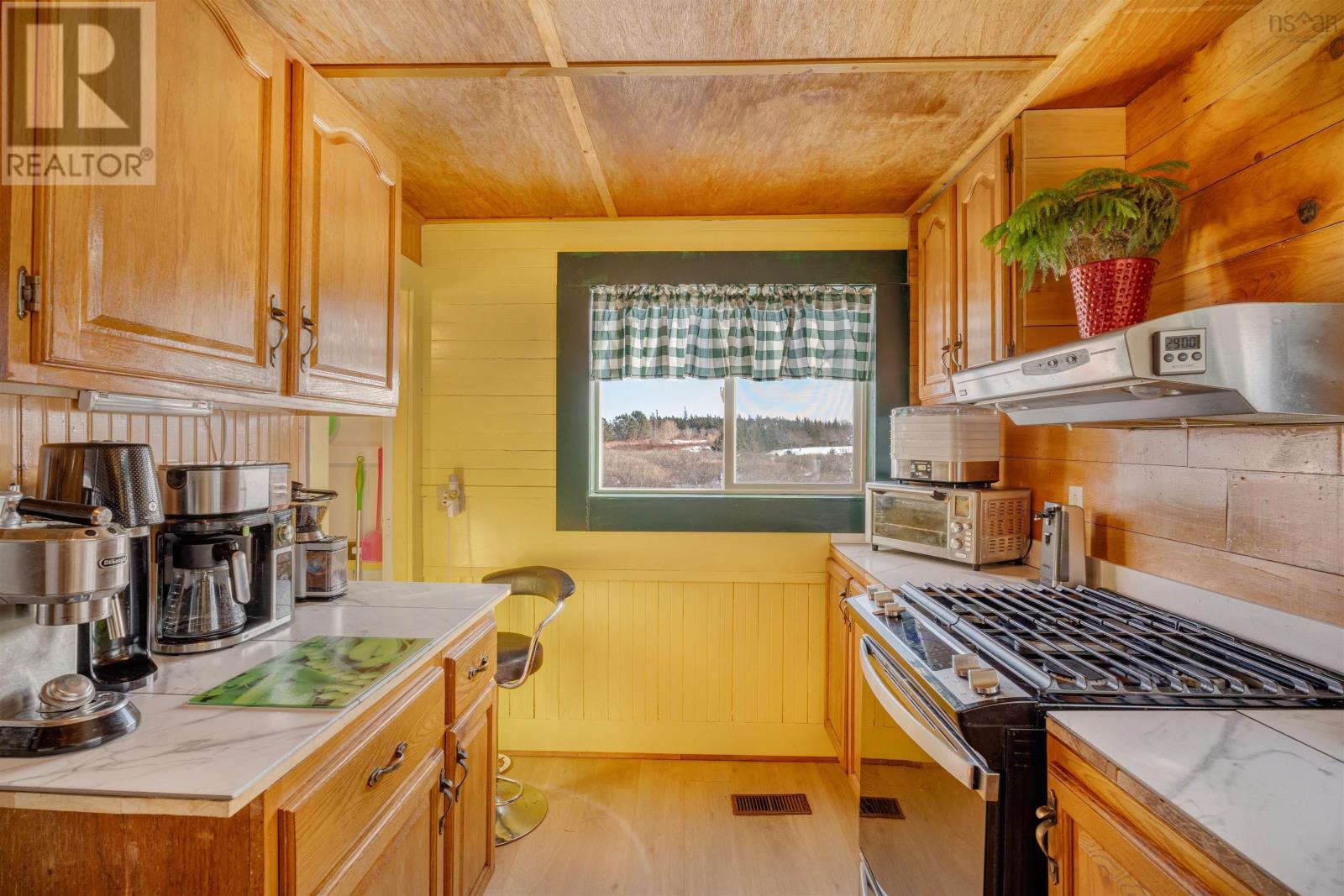 2302 Highway 1, Grosses Coques, Nova Scotia  B0W 1M0 - Photo 13 - 202503523