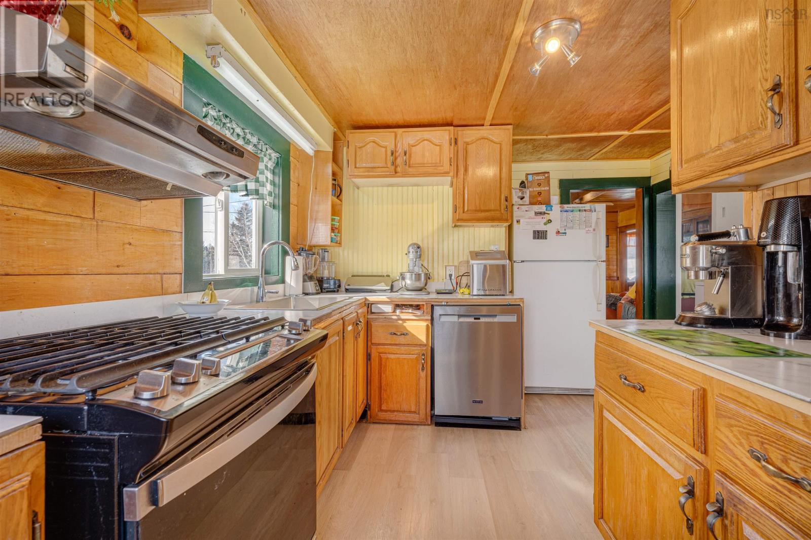 2302 Highway 1, Grosses Coques, Nova Scotia  B0W 1M0 - Photo 14 - 202503523