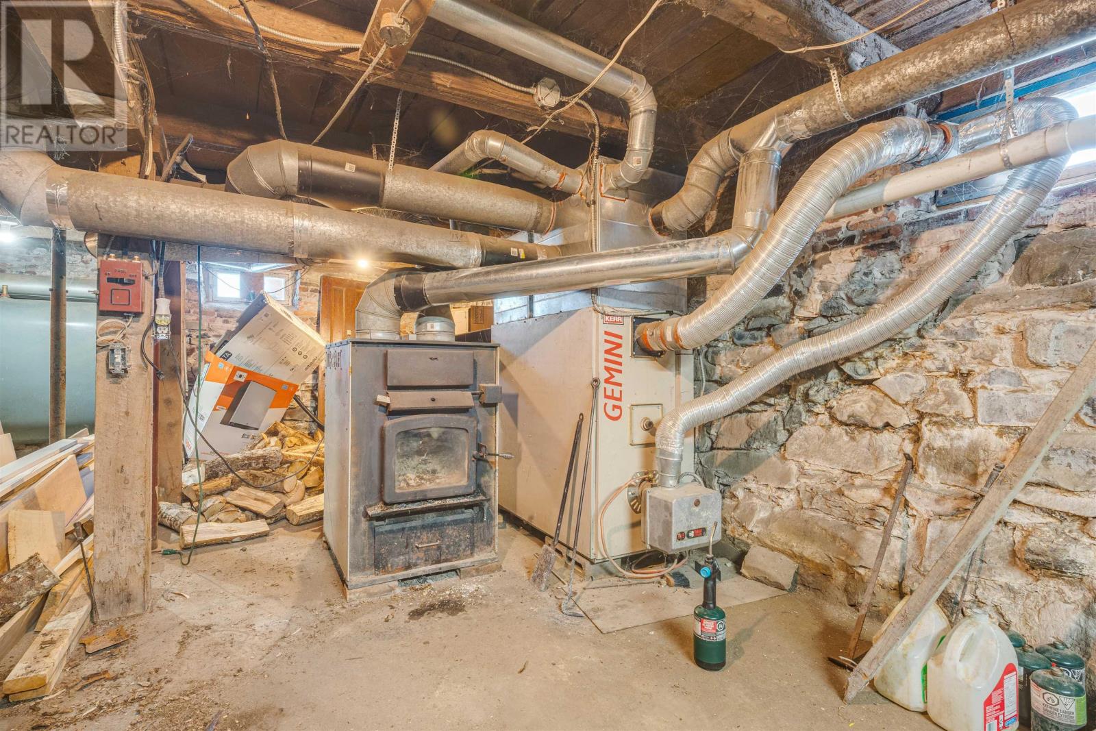 2302 Highway 1, Grosses Coques, Nova Scotia  B0W 1M0 - Photo 38 - 202503523