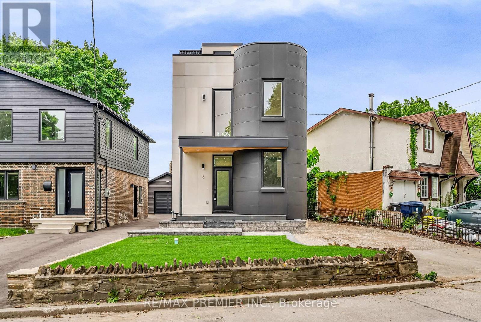 Property at 5 WADSWORTH BOULEVARD image